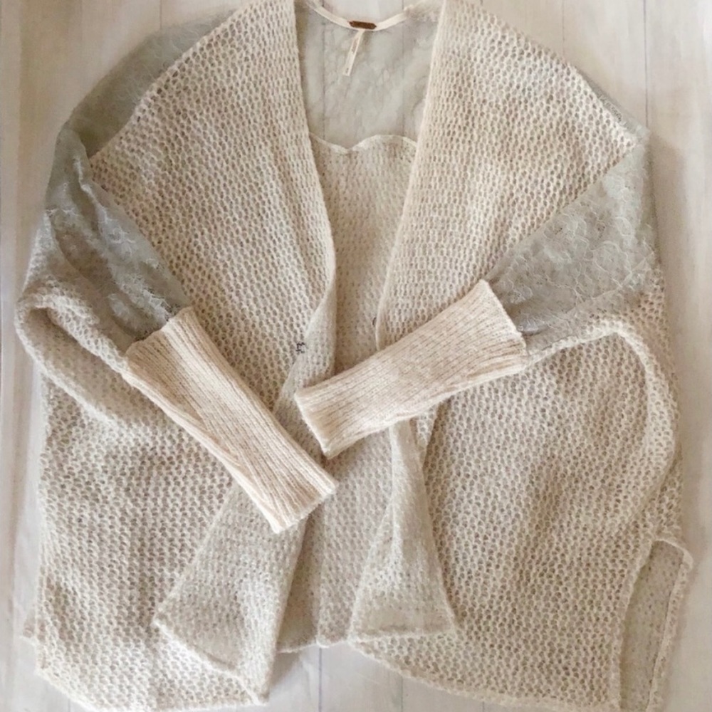 Free People Knit & Lace Cream Oversized Sweater  S - Picture 2 of 9